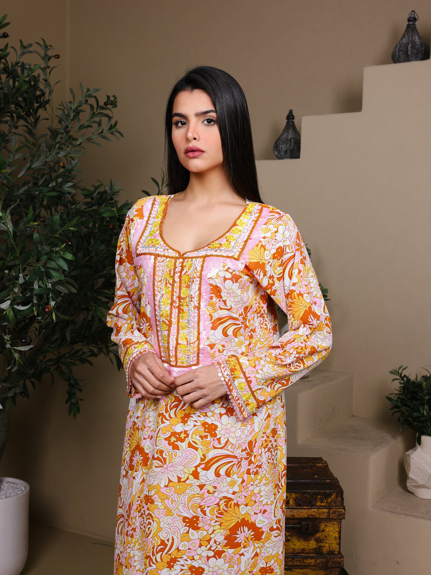 Sequence Embroidery Pattern Jalabiya